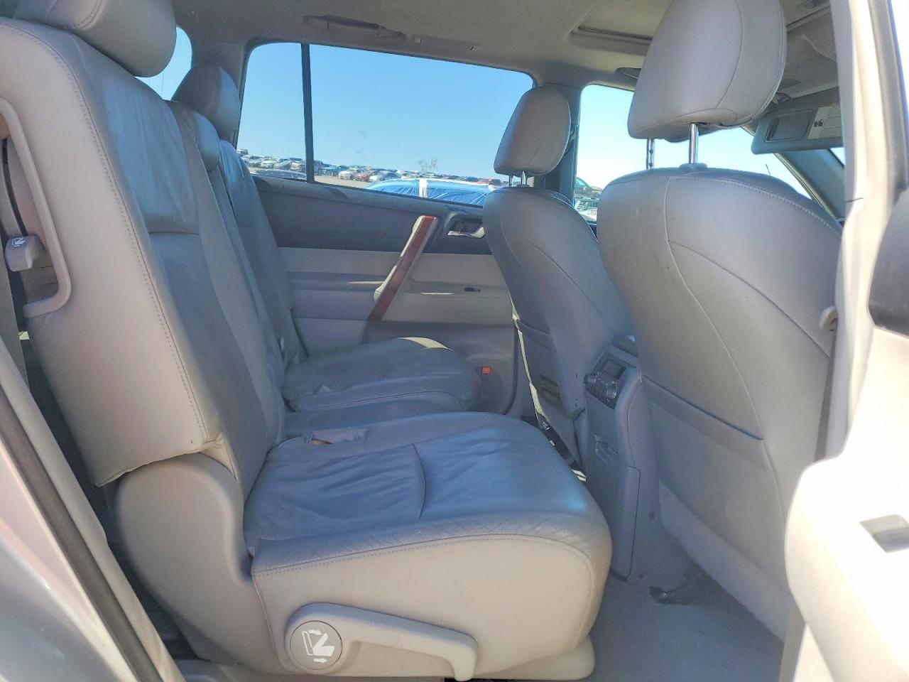 Toyota Highlander Limited