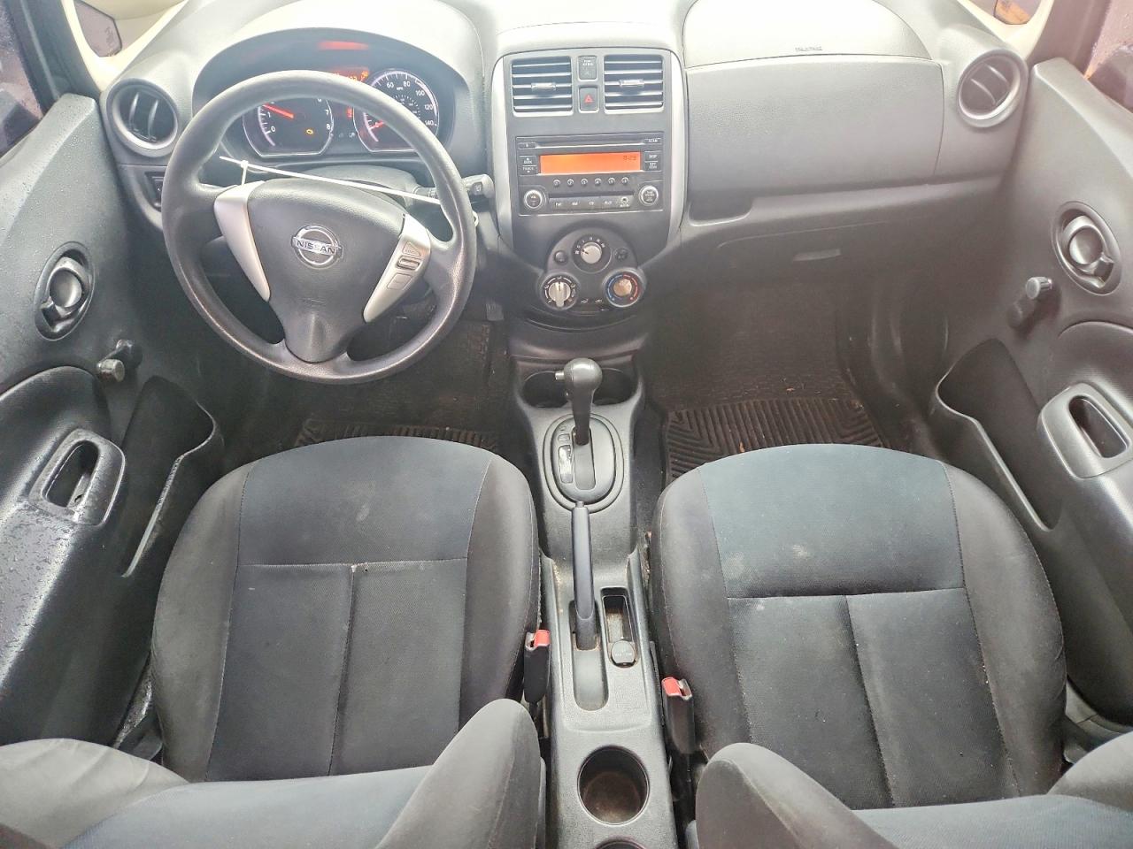 Nissan Versa S