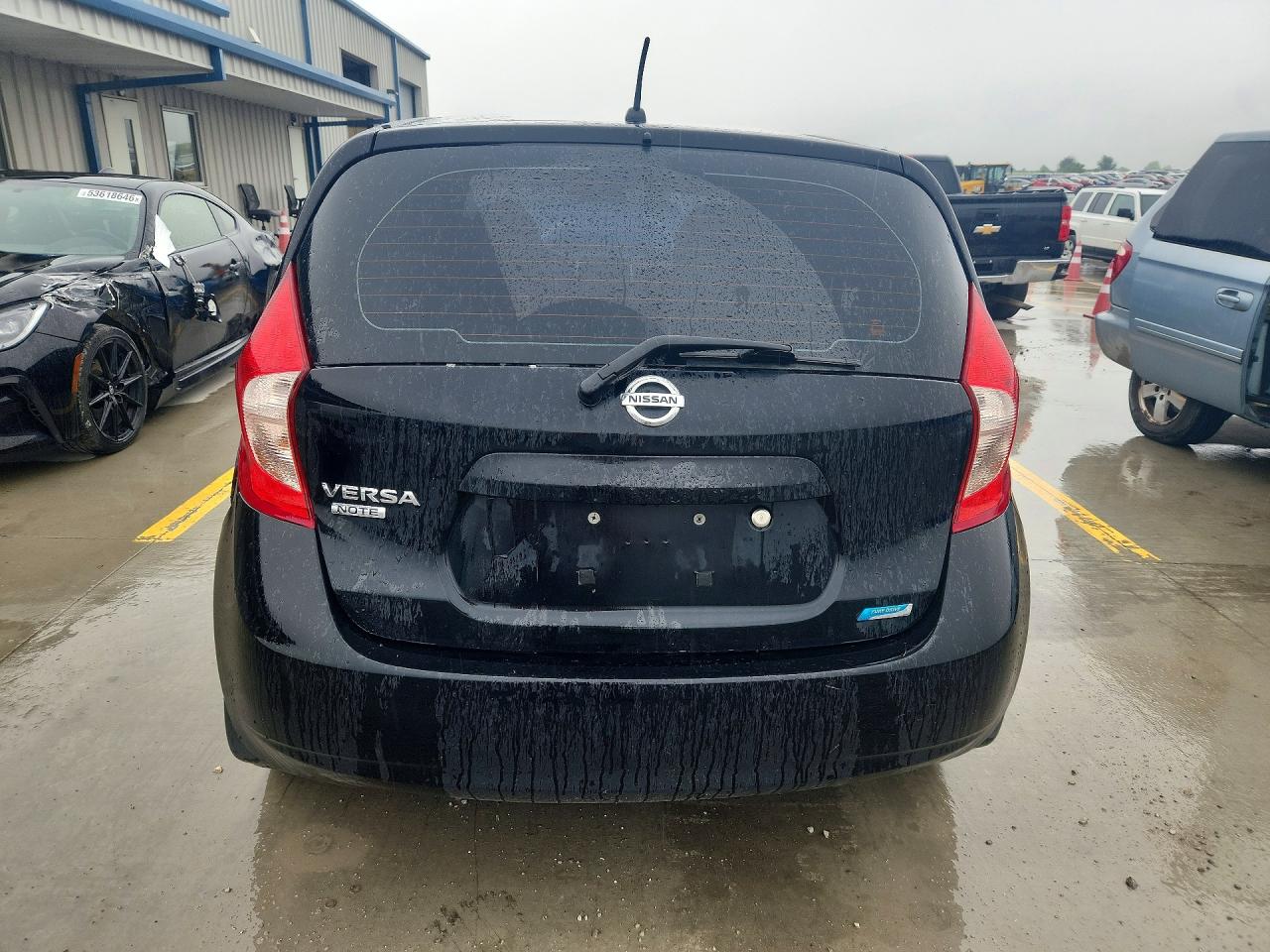 Nissan Versa S