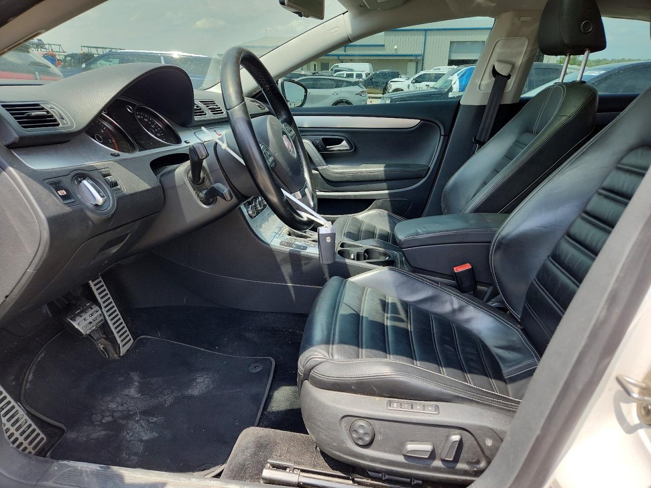 Volkswagen CC Luxury