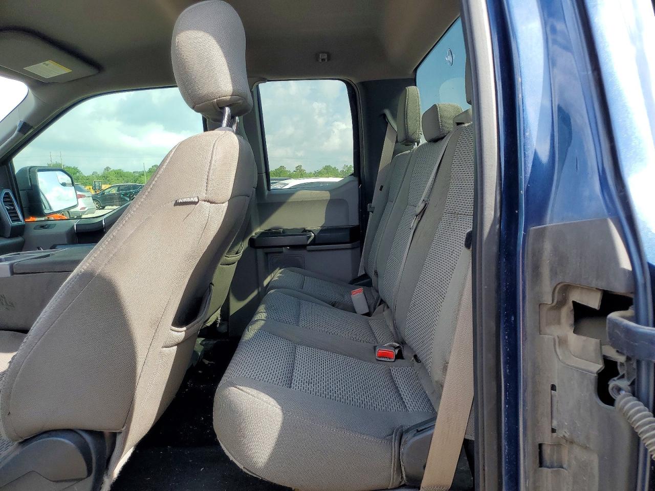 Ford F-150 Super Cab