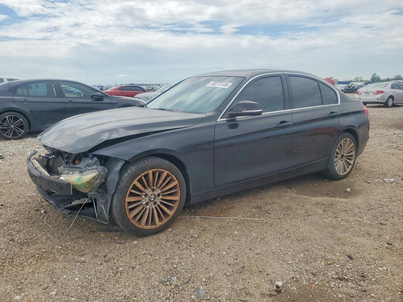 Salvage BMW 3 Series Image