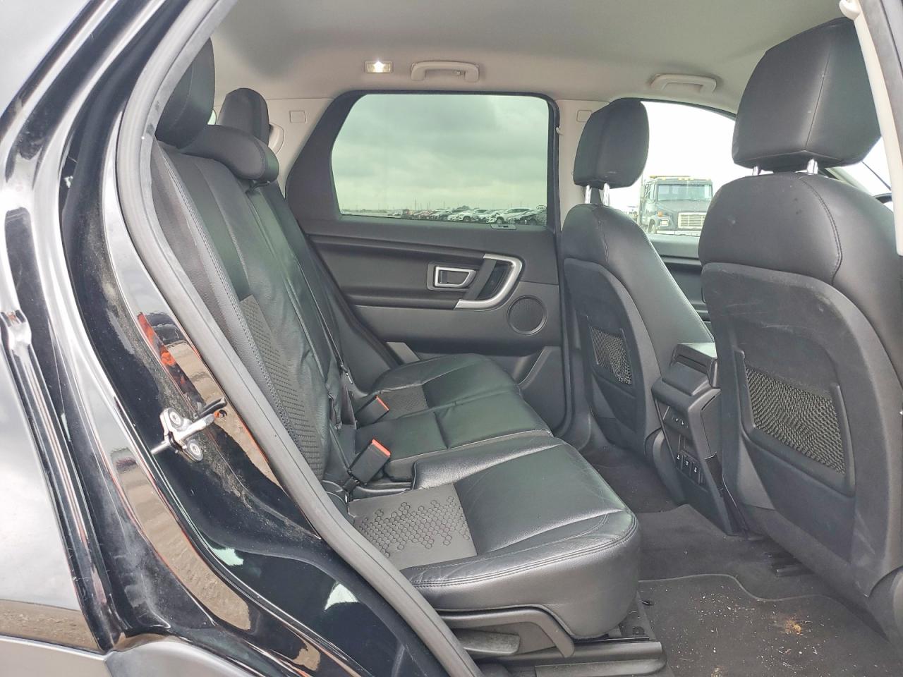 Land Rover Discovery Se