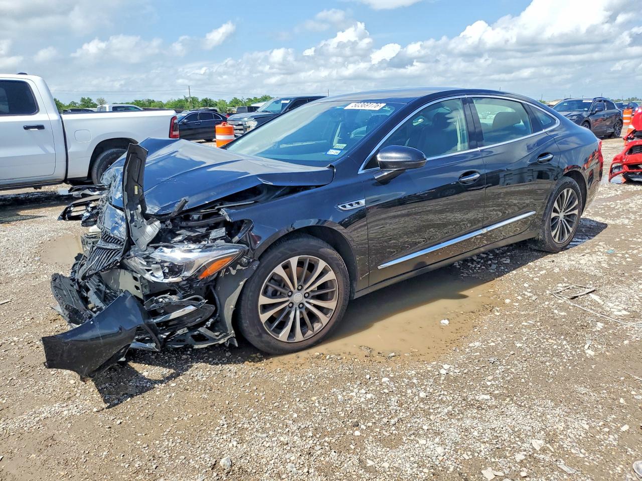 Salvage Buick LaCrosse Image