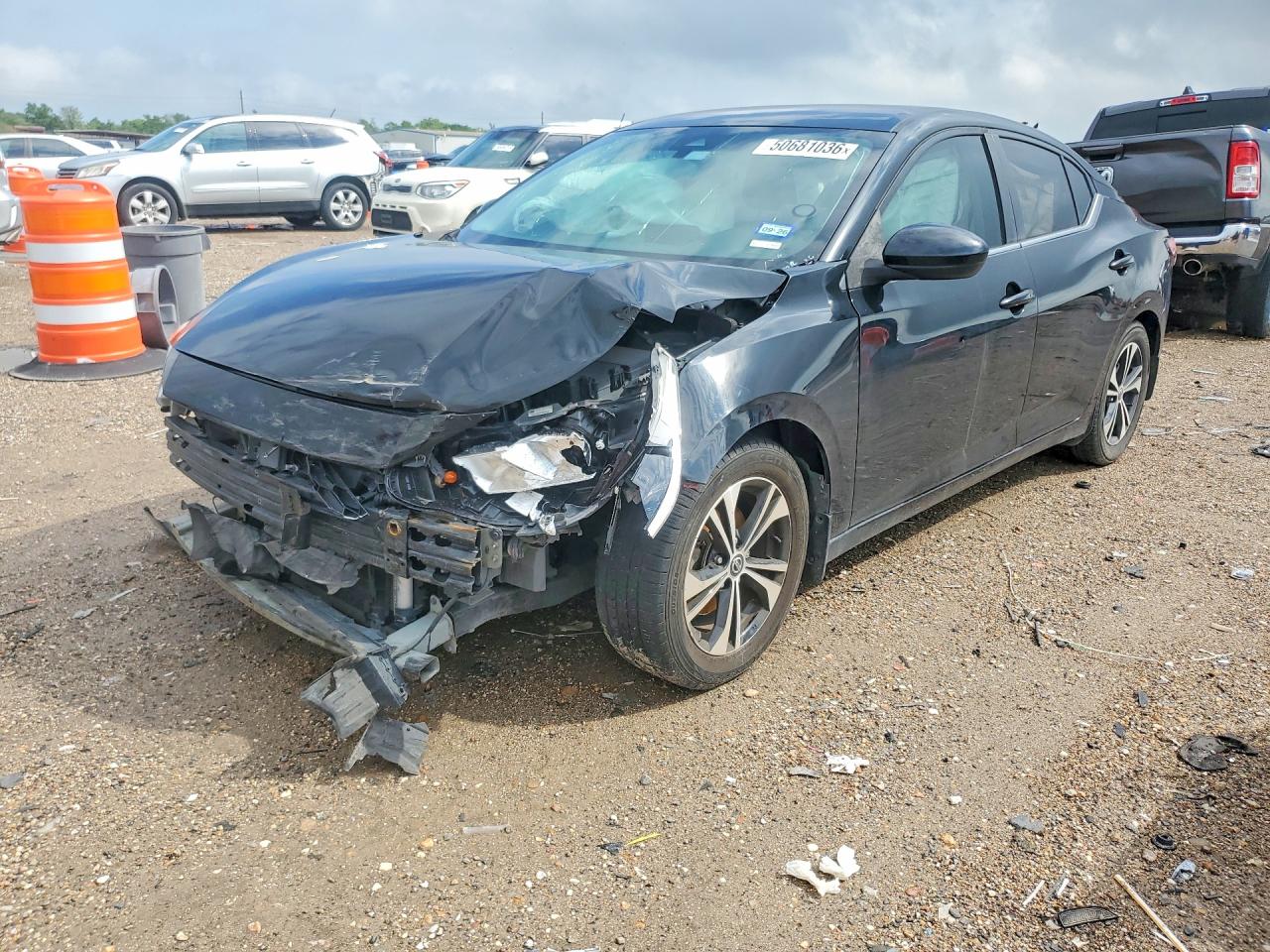 Salvage Nissan Sentra Image