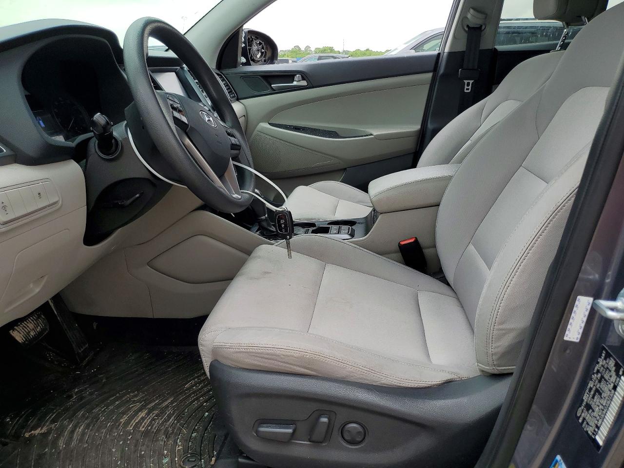 Hyundai TUCSON Sel
