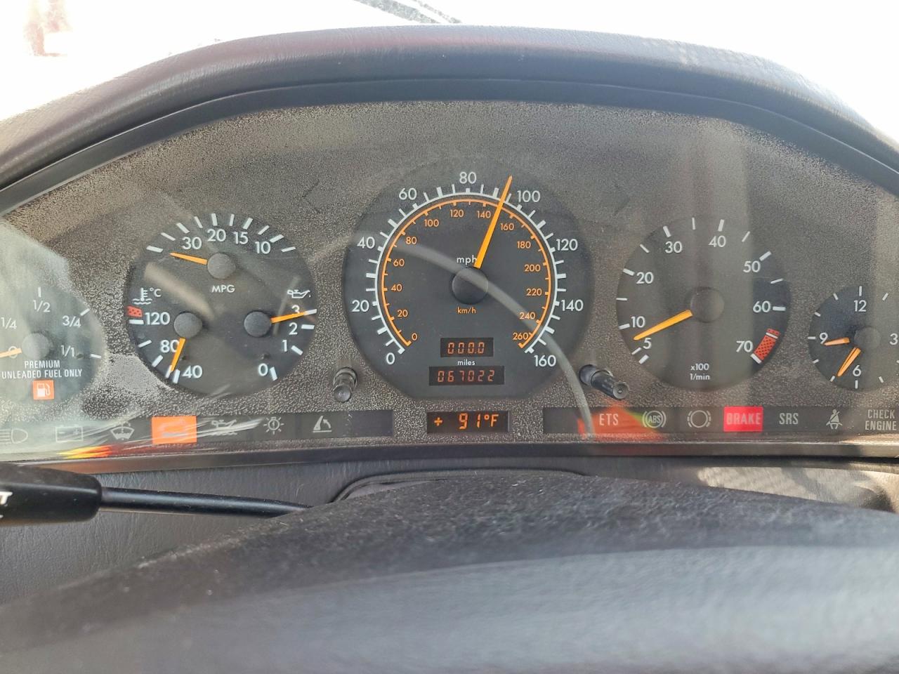 Mercedes-Benz S-Class 320