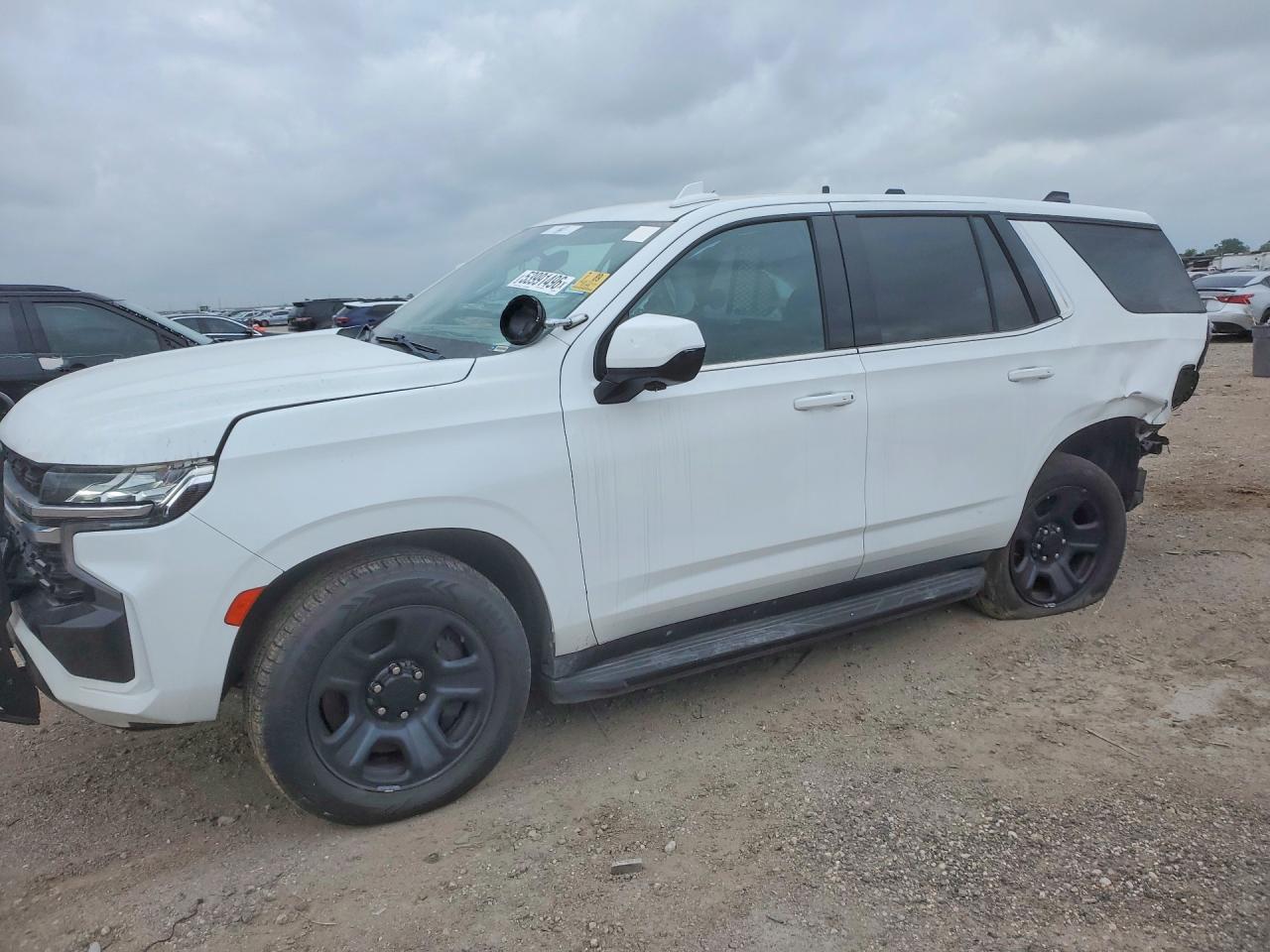 Salvage Chevrolet Tahoe Image