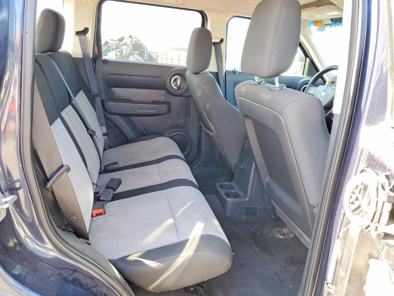 Dodge Nitro Sxt