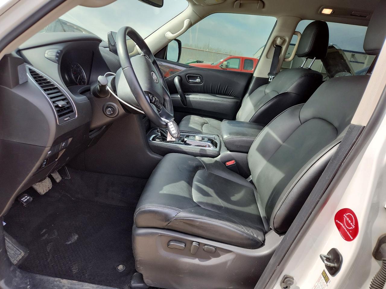 Nissan Armada Sv