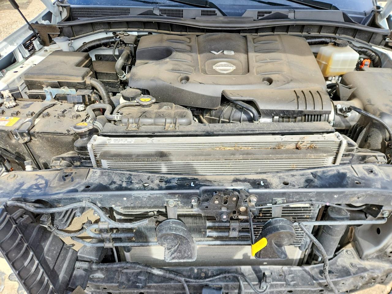 Nissan Armada Sv