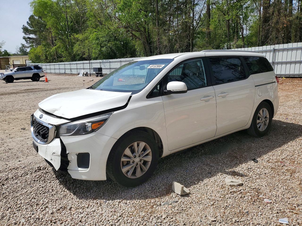 Salvage Kia Sedona Image