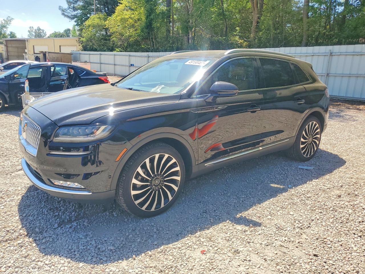 Salvage Lincoln Nautilus Image
