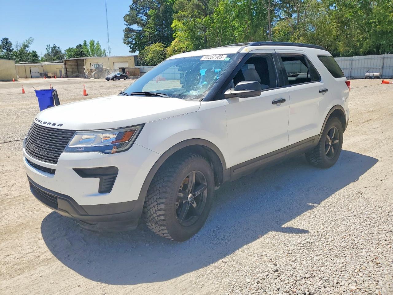 Salvage Ford Explorer Image