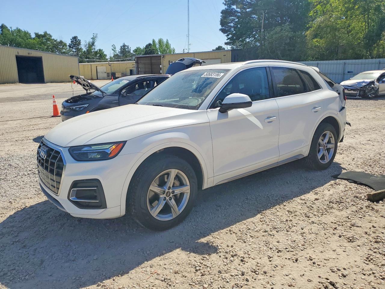 Salvage Audi Q5 Image