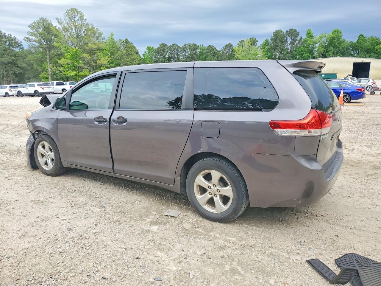 Toyota Sienna L 7-passenger