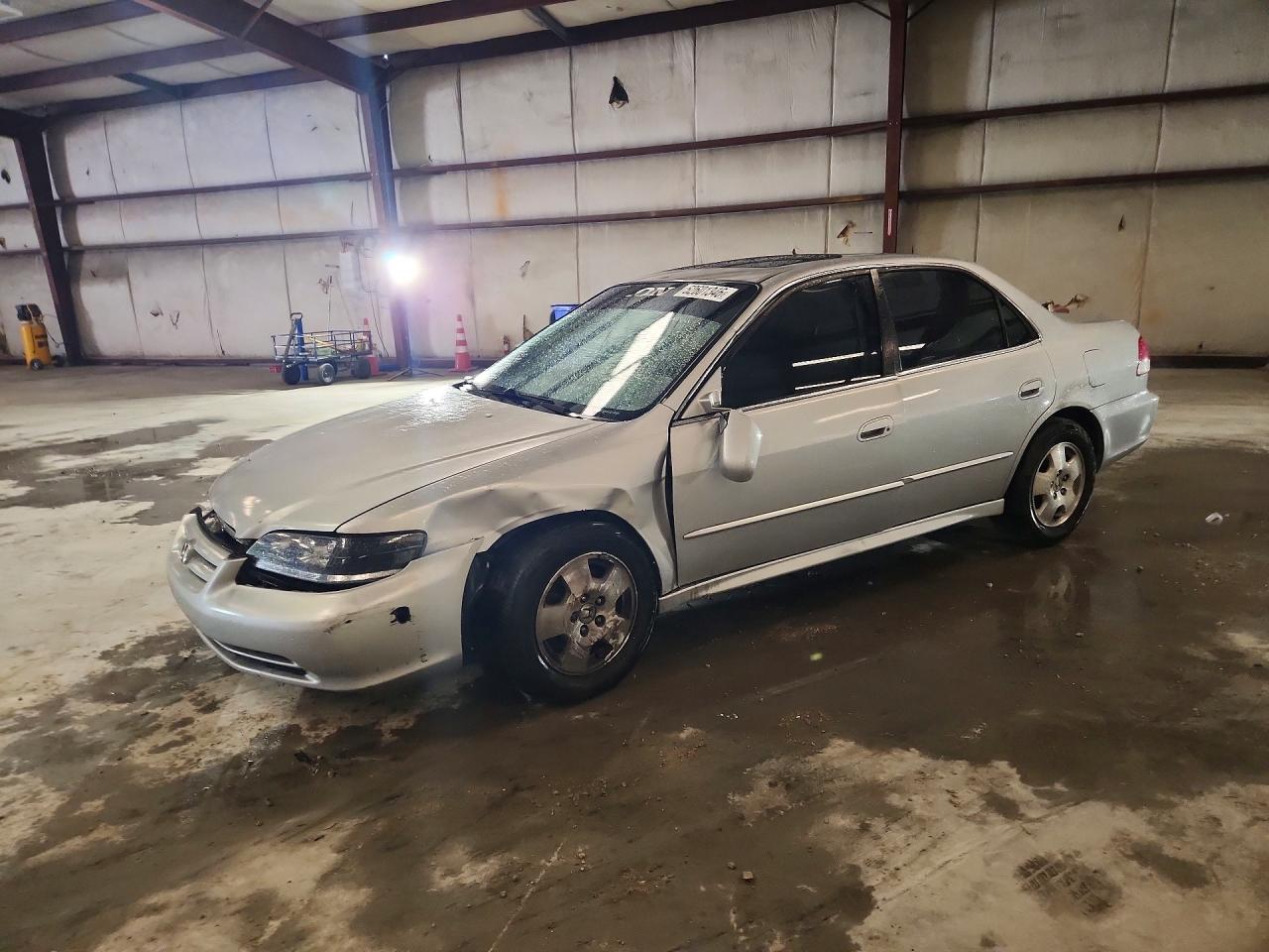 Salvage Honda Accord Image