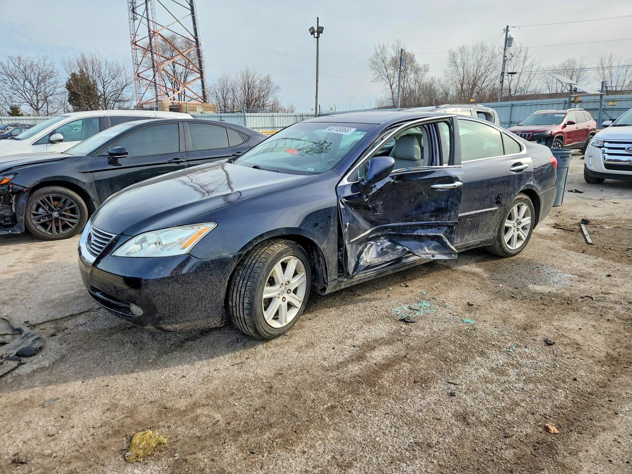Salvage Lexus Es Image