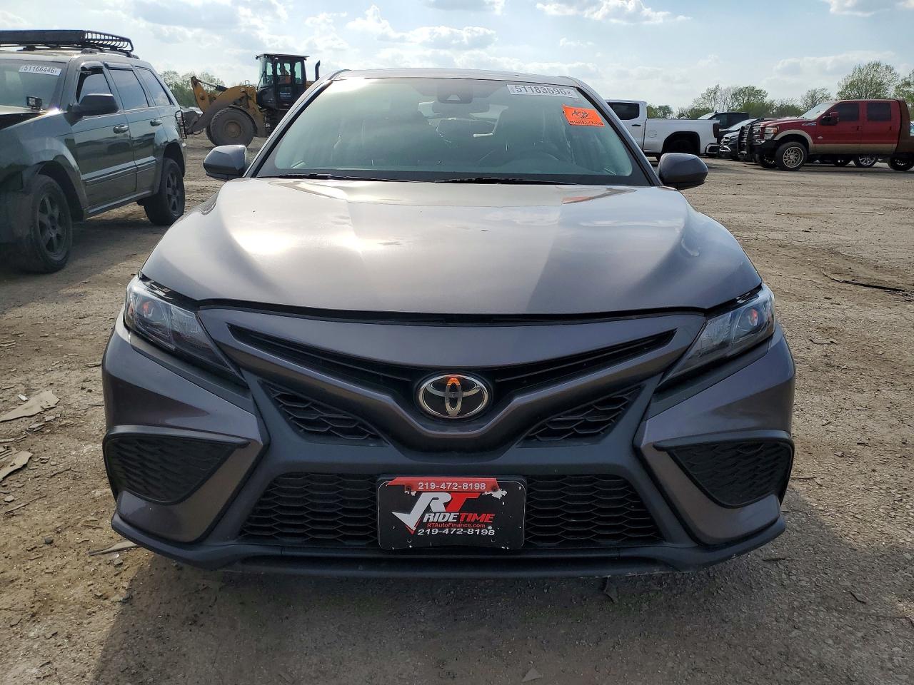 Toyota Camry Se