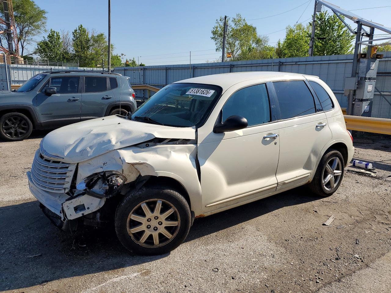 Salvage Chrysler PT Cruiser Image