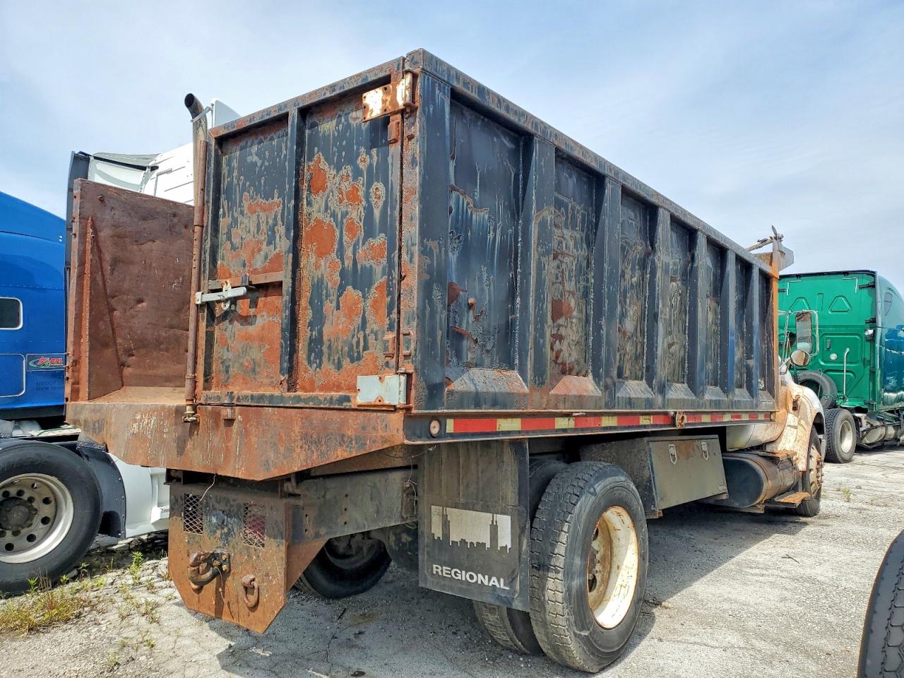 Ford F-650 Super Duty