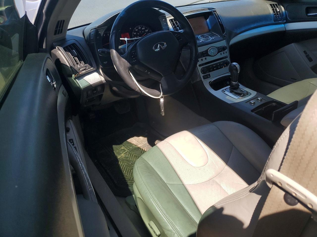 INFINITI G37 Coupe Base