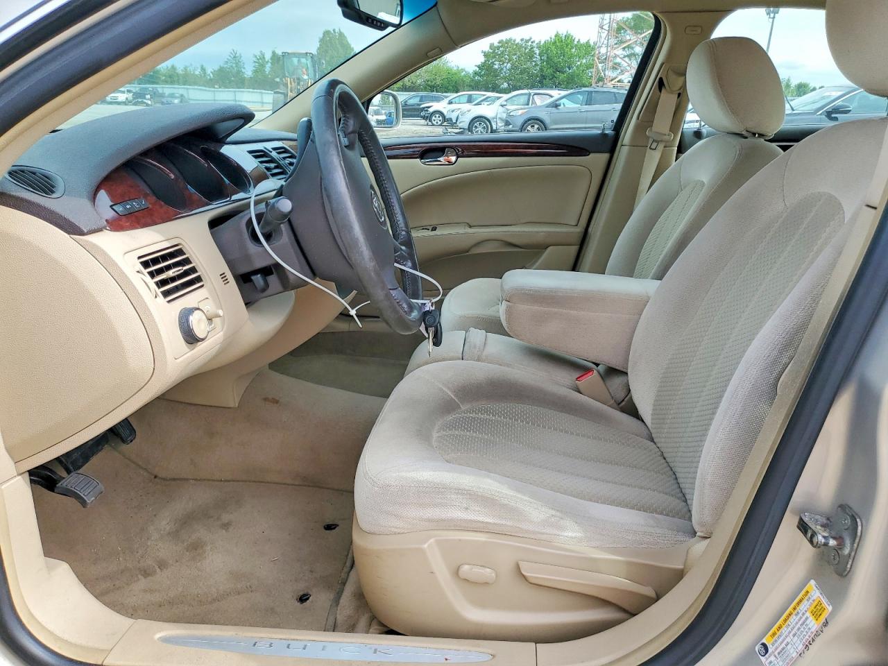 Buick Lucerne Cx