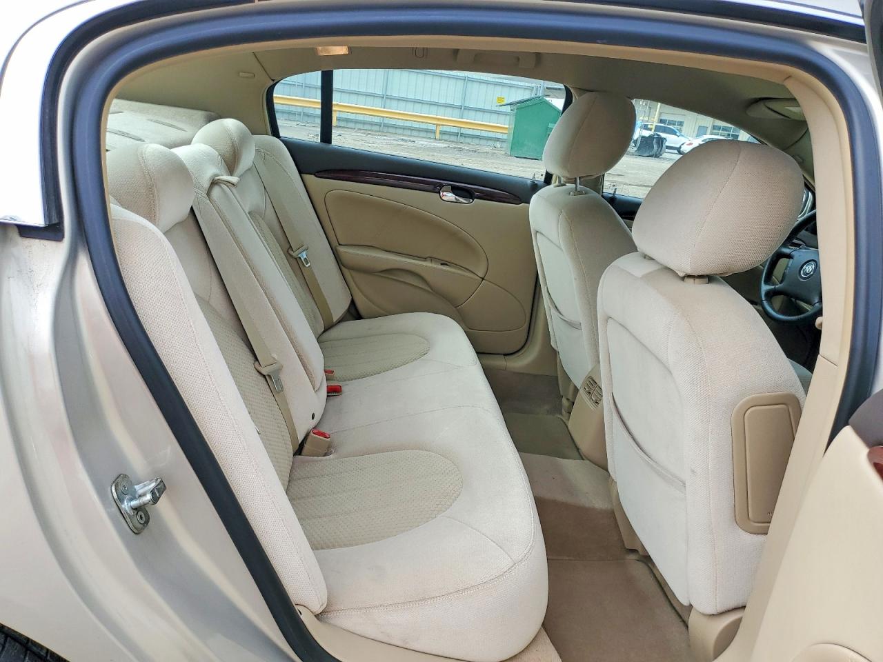 Buick Lucerne Cx