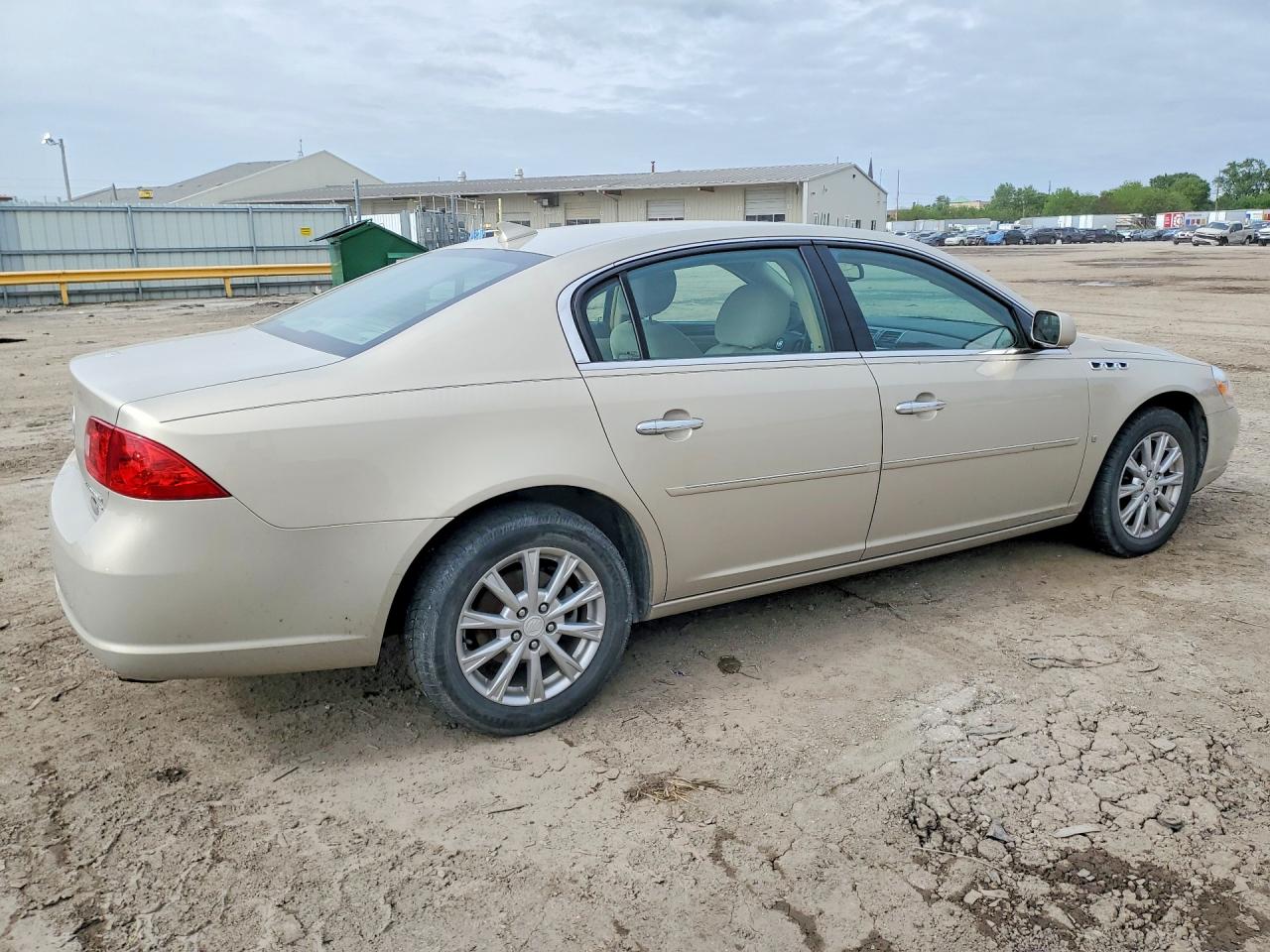 Buick Lucerne Cx