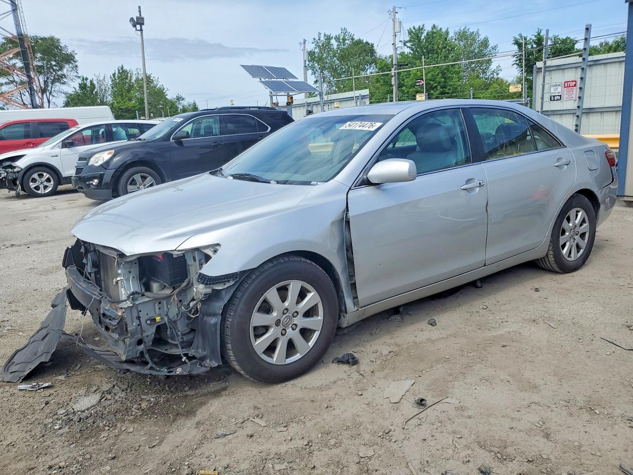 Salvage Toyota Camry Image