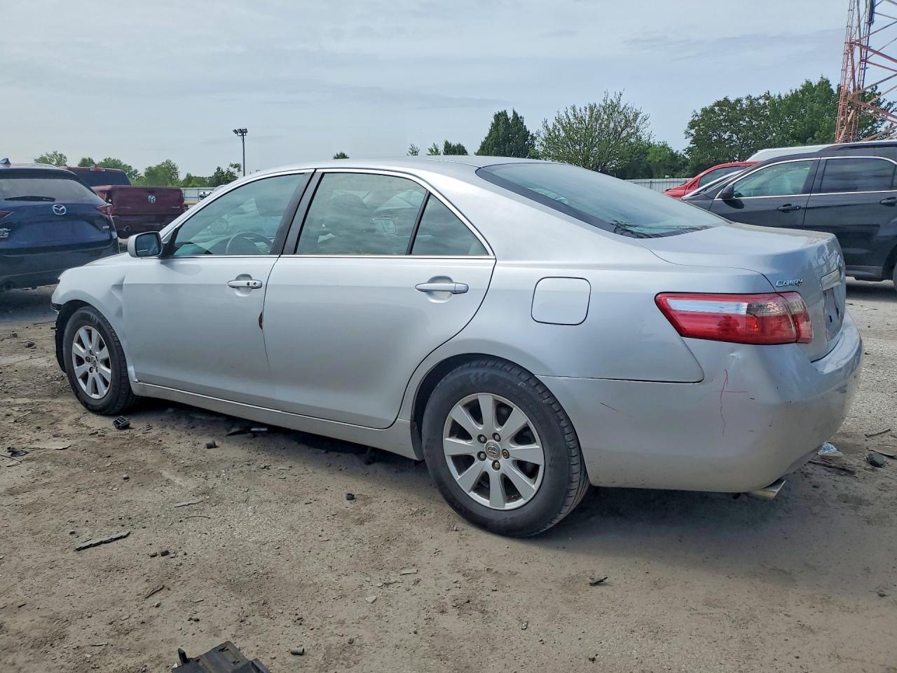Toyota Camry Xle V6