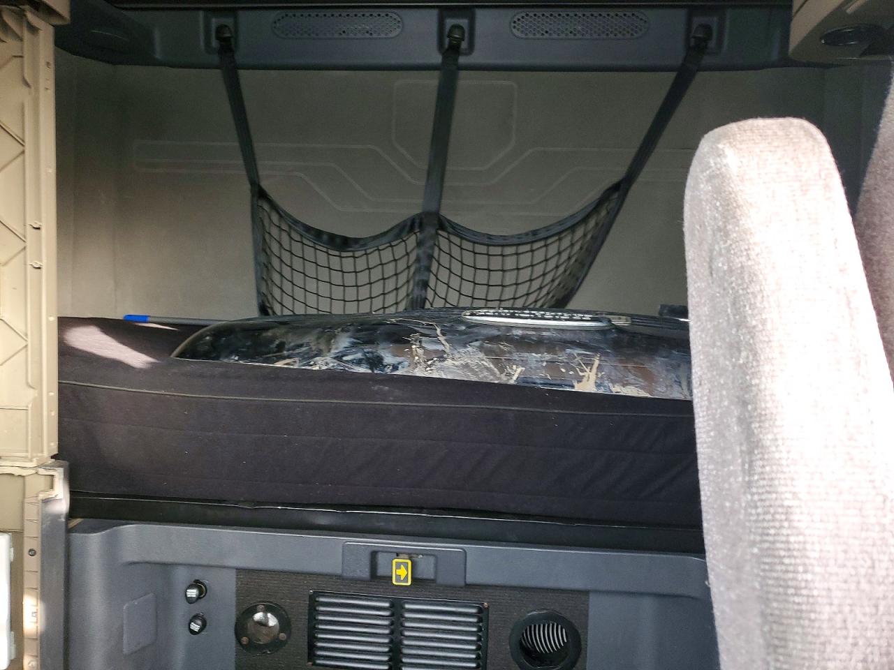 Freightliner Cascadia 125