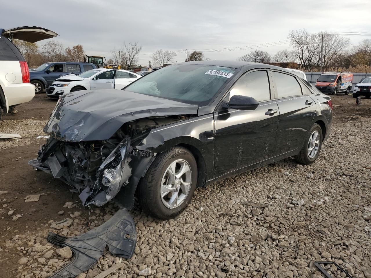 Salvage Hyundai ELANTRA Image