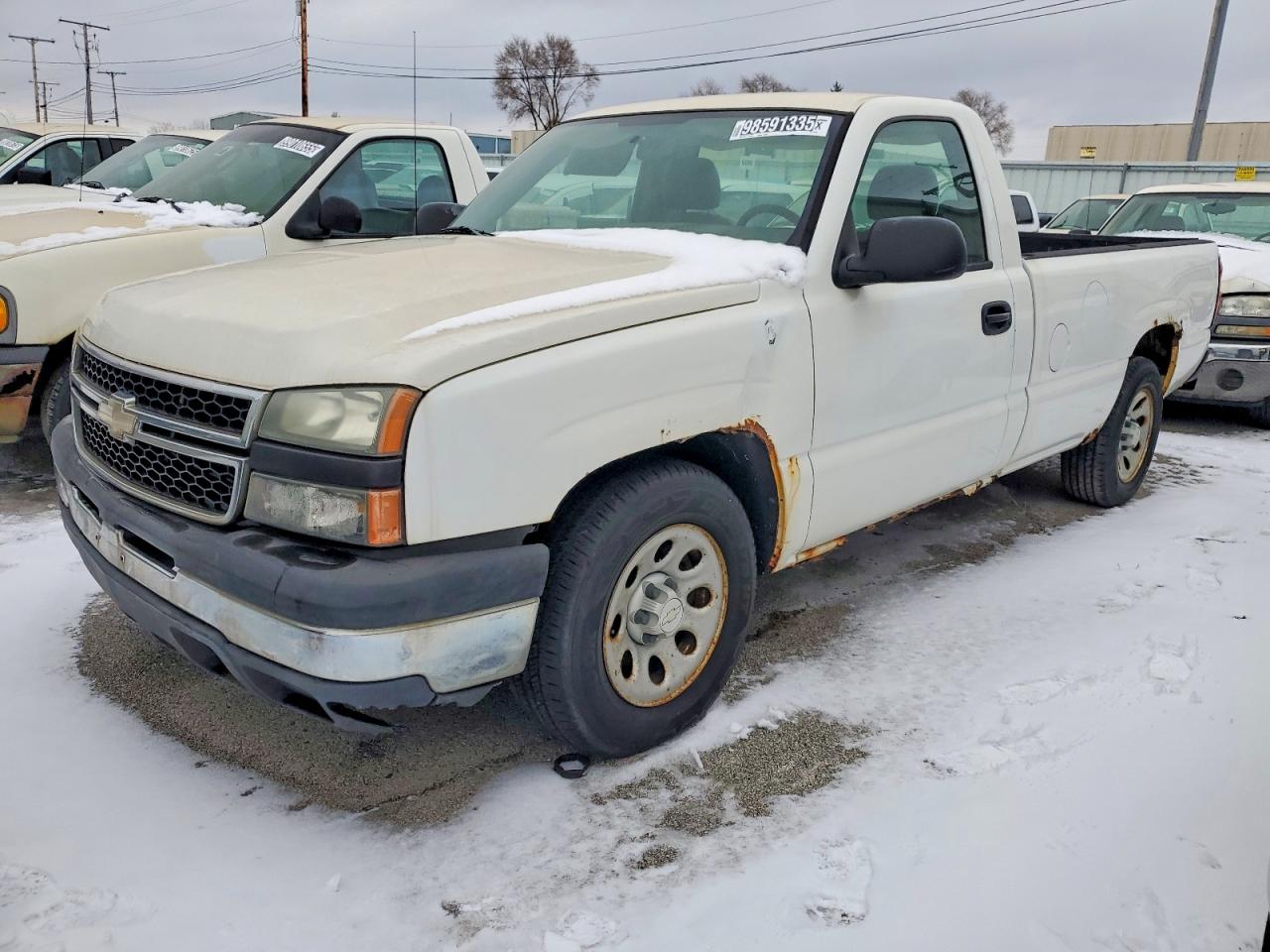 Salvage Chevrolet Silverado Image