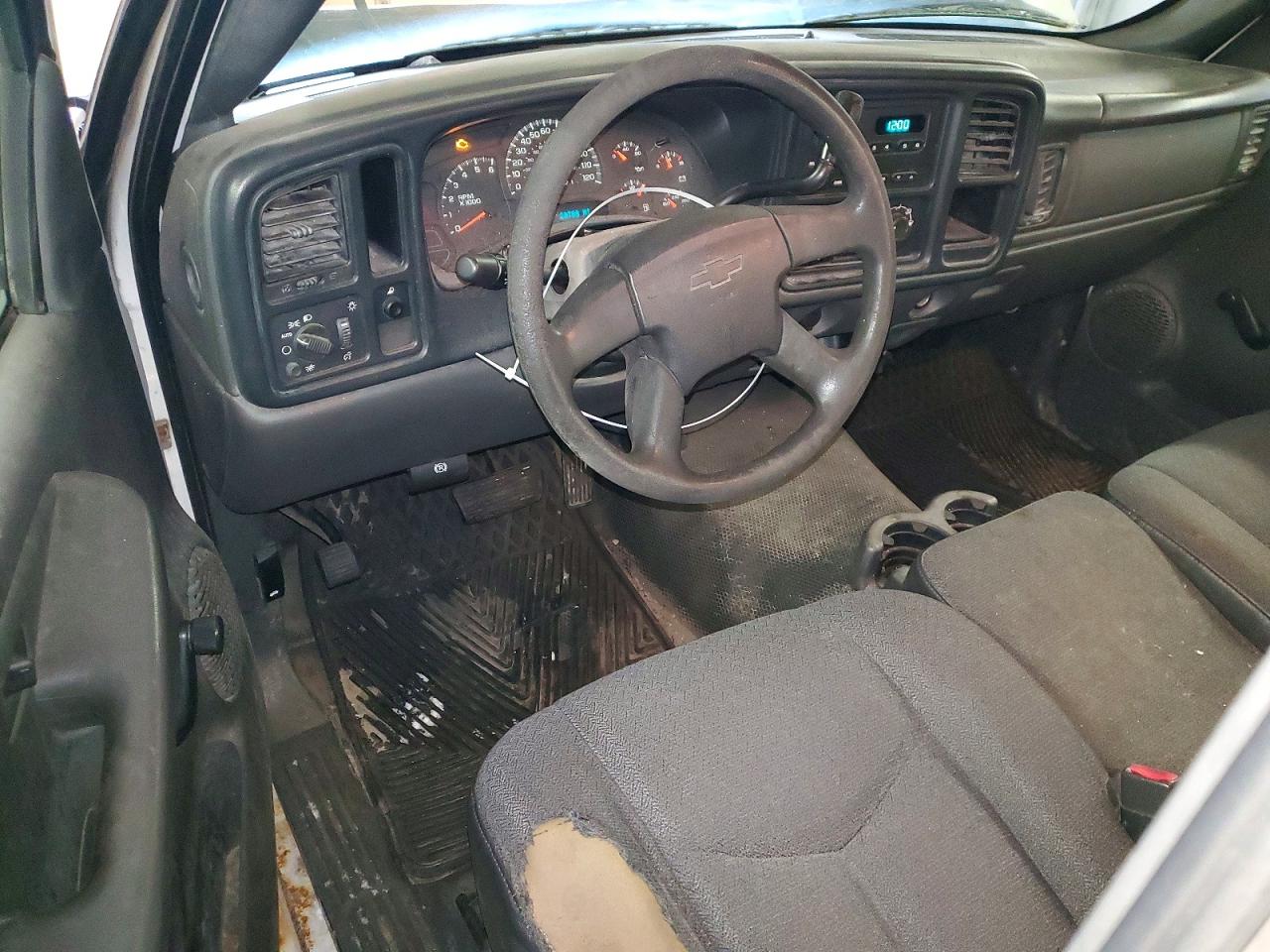 Chevrolet Silverado C1500