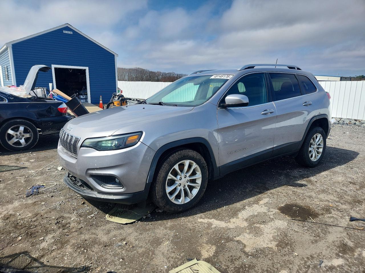 Salvage Jeep Grand Cherokee Image