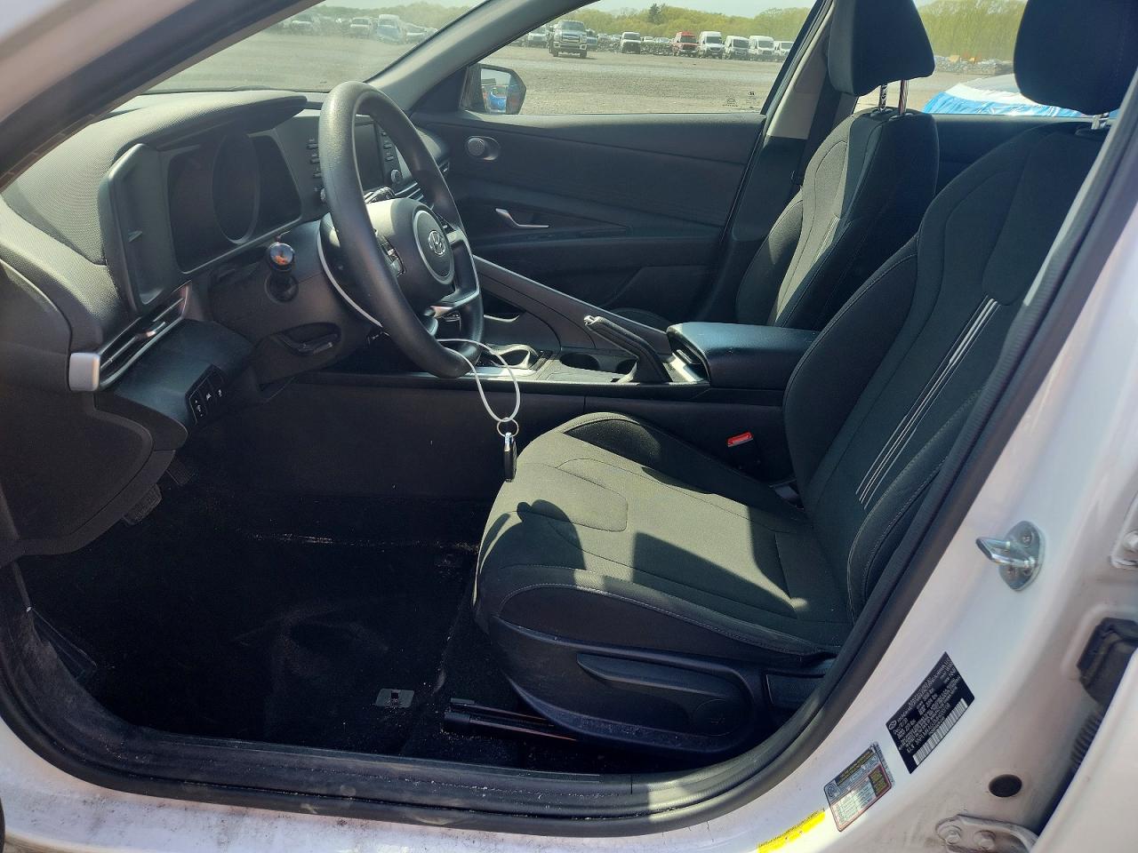 Hyundai ELANTRA Sel