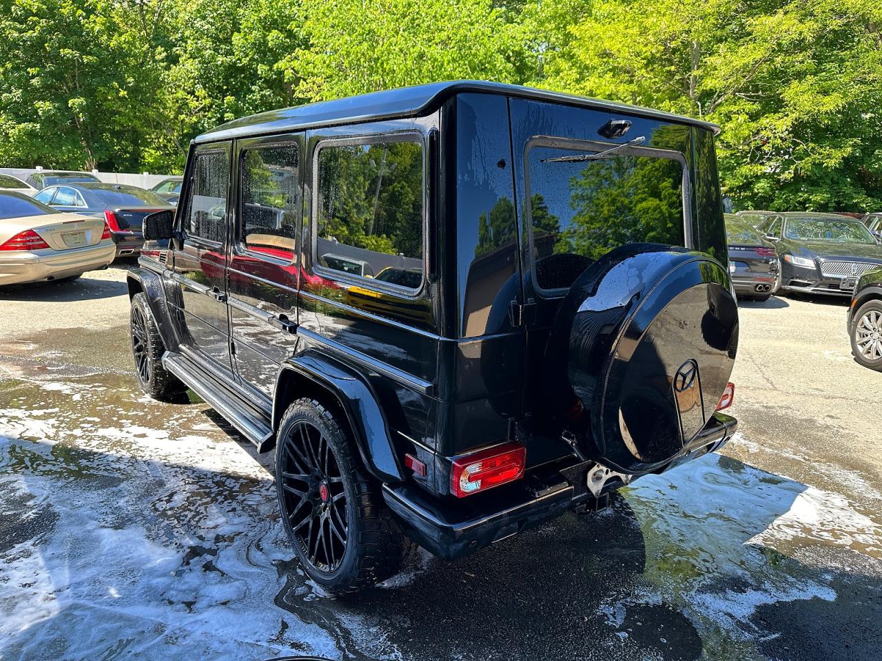 Mercedes-Benz G-Class 550
