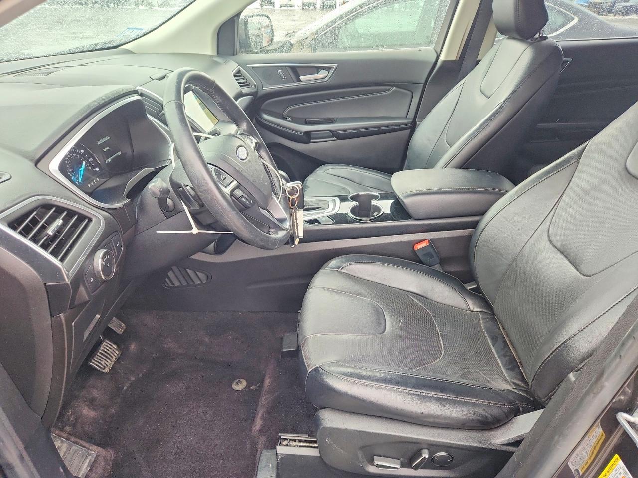 Ford Edge Titanium