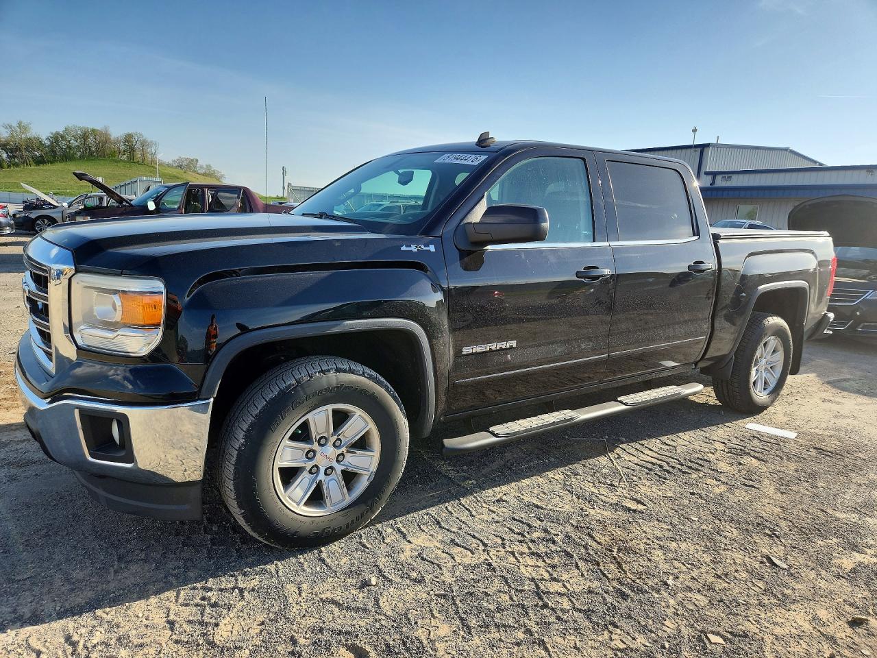 Salvage GMC Sierra Image