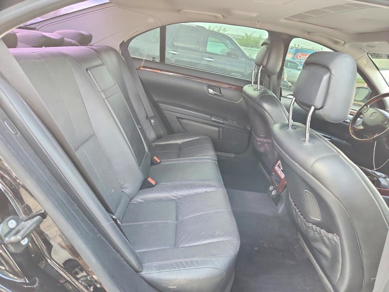 Mercedes-Benz S-Class 550 4matic