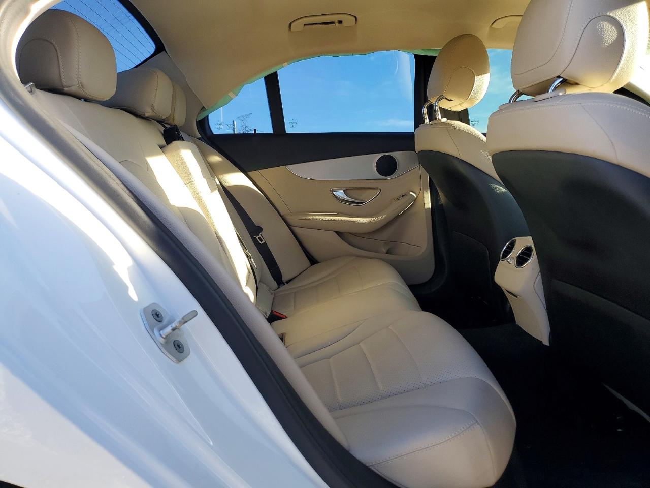 Mercedes-Benz C-Class 300