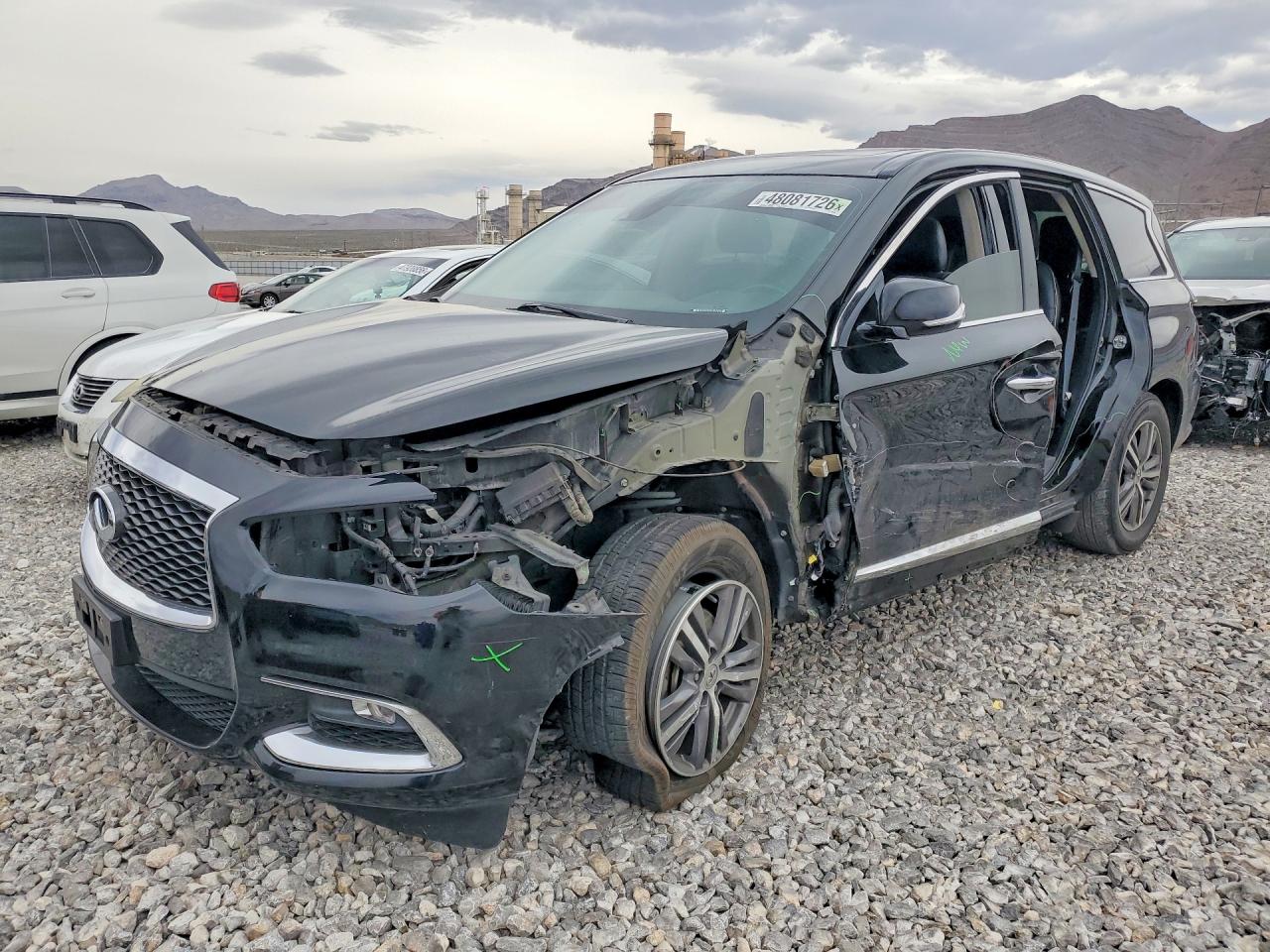 Salvage INFINITI Qx Image