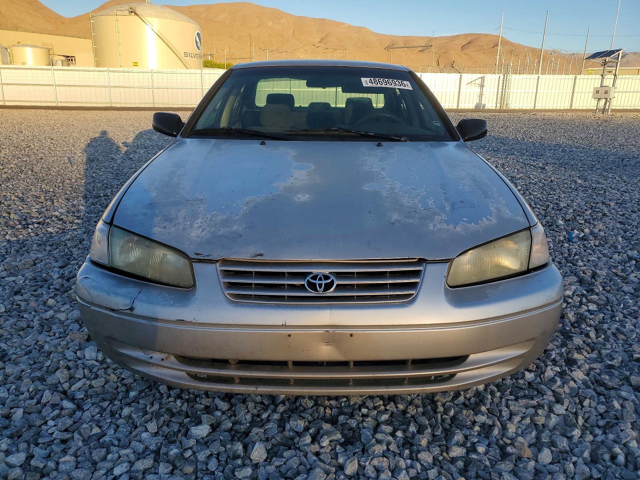 Toyota Camry Ce