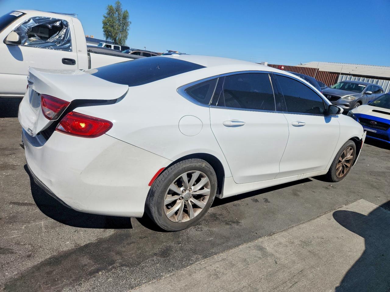 Chrysler 200 C