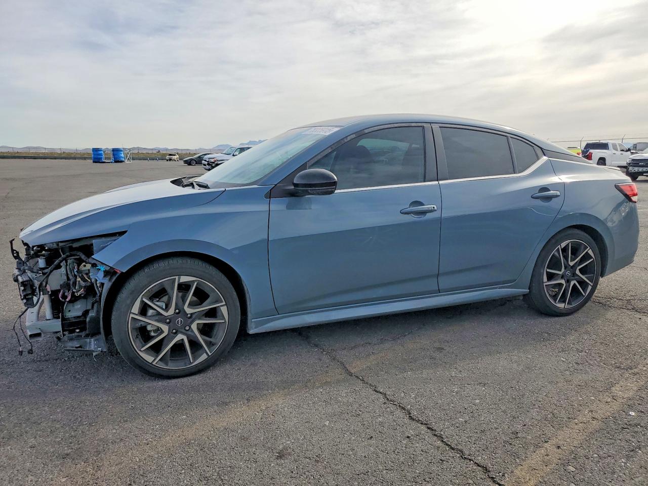 Salvage Nissan Sentra Image