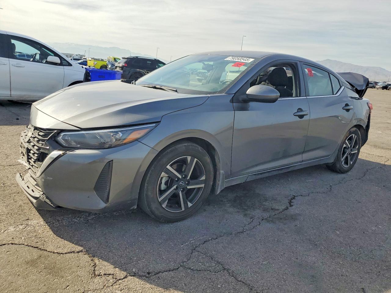 Salvage Nissan Sentra Image