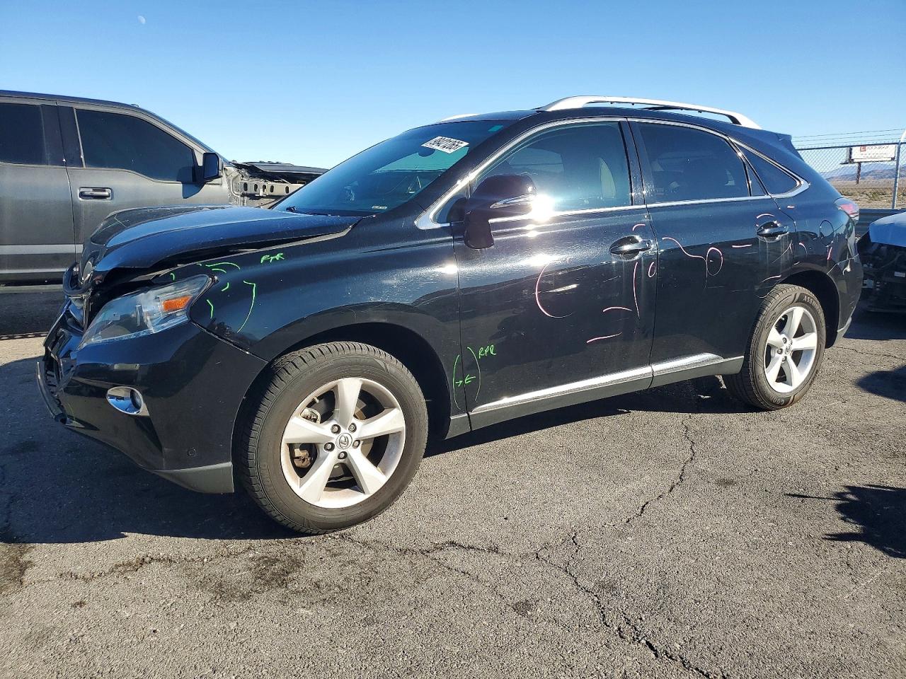 Salvage Lexus RX Image
