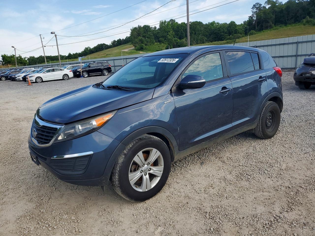 Salvage Kia Sportage Image