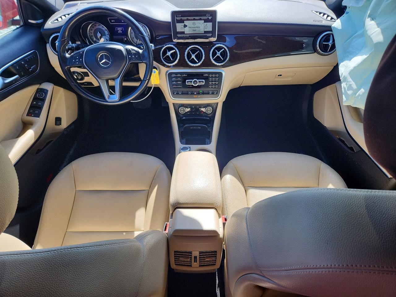 Mercedes-Benz GLA 250 4matic